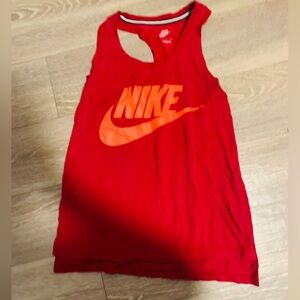 Nike tank